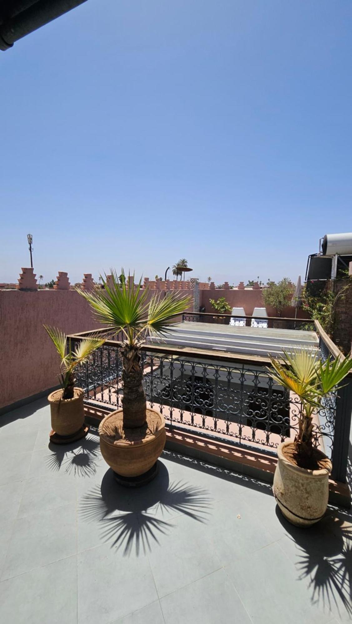 Riad Melilo Avec Piscine Chauffee Marrakesh Exterior photo