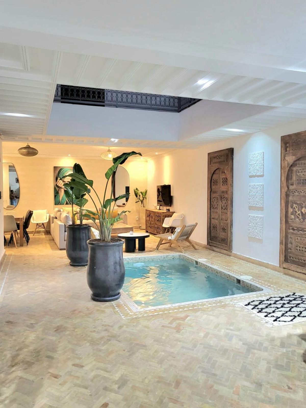 Riad Melilo Avec Piscine Chauffee Marrakesh Exterior photo